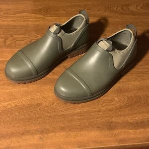 LL Bean Boots Womens Size 8 Rugged Wellie Shoes Slip On Rubber Kelp Green